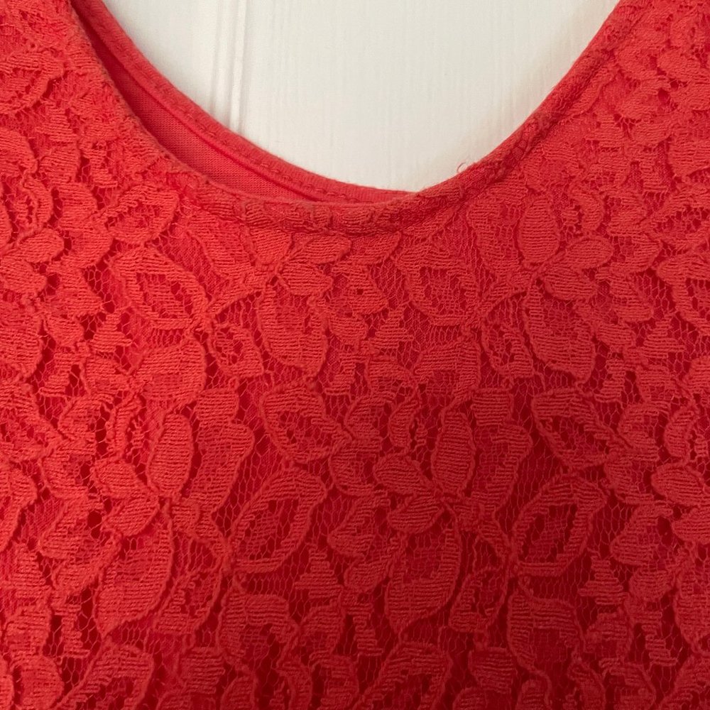 Lace Spring Dress - Picture 6 of 11